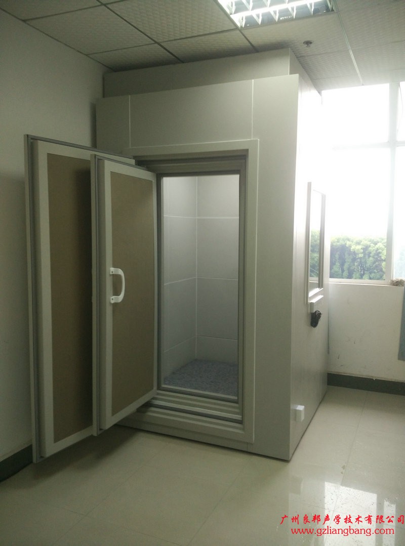 1496452881126883.jpg 聽力篩查電測聽室2.jpg